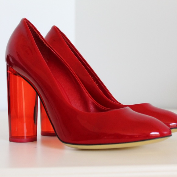 Stella McCartney Shoes - 🔥MIDNIGHT SALE🔥 Stella McCartney red plexi